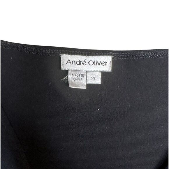 Andre Oliver Black Wrap effect top - Picture 9 of 11